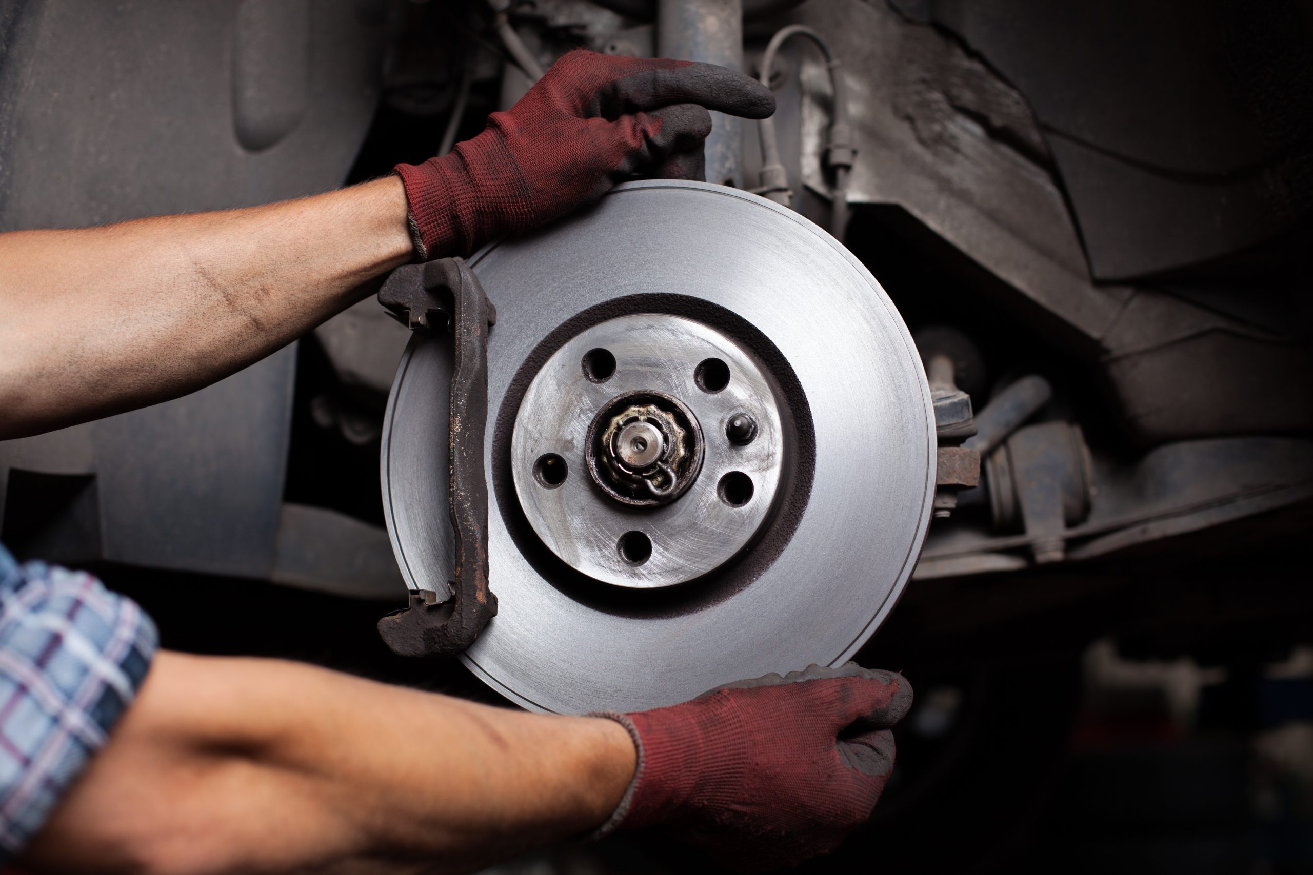 https://autotechniq.mx/wp-content/uploads/2024/10/taller-mecanico-servicio-de-frenos-en-gomez-Palacio.jpg